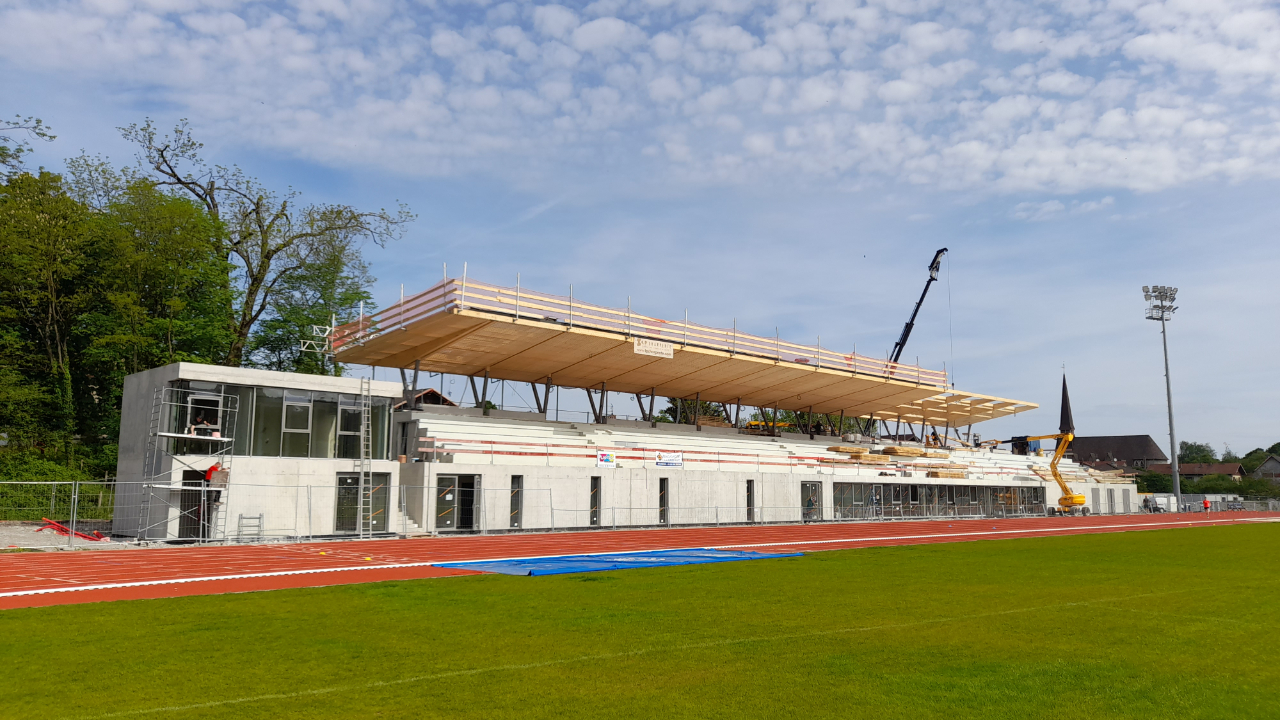 O En Est La Construction Des Tribunes Du Stade D Athl Tisme De Thonon