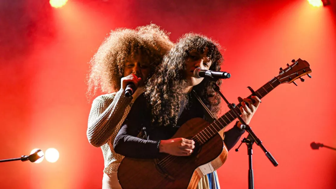 PARTENAIRE - SPECTACLE SALLE LEON CURRAL Flavia Coelho et Malaka