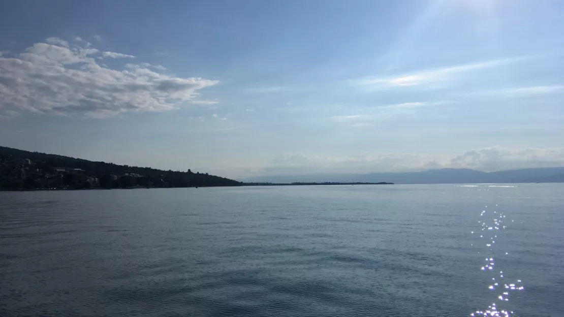 100 tonnes de plastiques arrivent dans le Léman chaque année !