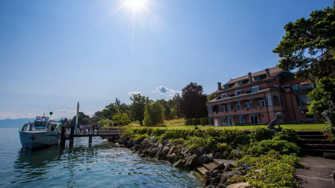 Evian : partez à la découverte (ou à la redécouverte) des jardins de l’eau du Pré curieux.