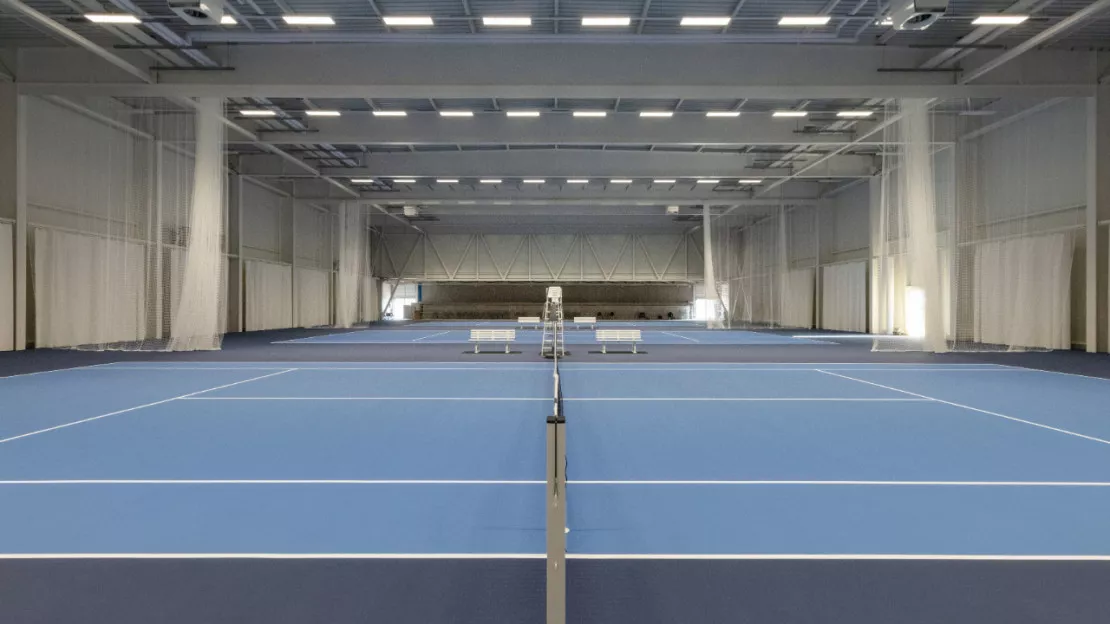 Genève: une nouvelle halle de tennis voit le jour