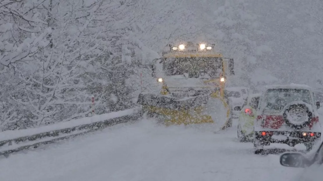 La neige s'invite aussi en Suisse