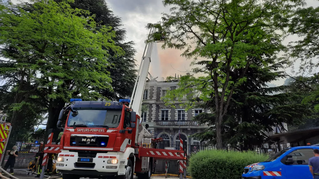 La reconstruction de la sous-préfecture de Saint-Julien se poursuit