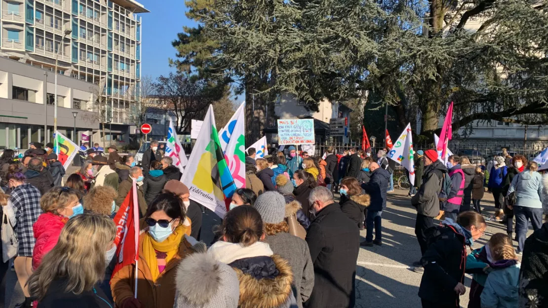 Mouvement de grève des AESH demain en Pays de Savoie