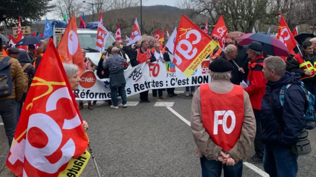 Pays de Savoie: les retraités dans la rue